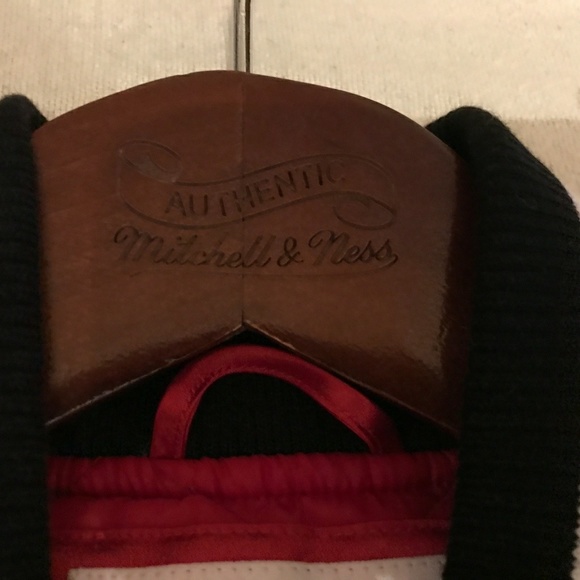 🔥 GORGEOUS🔥 CHICAGO BULLS JACKET - Picture 6 of 6